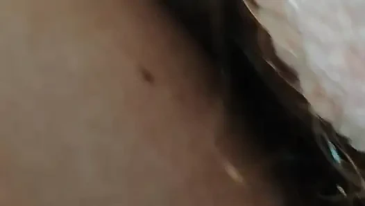 Nine benim için kendini kaydediyor ve onu siktim