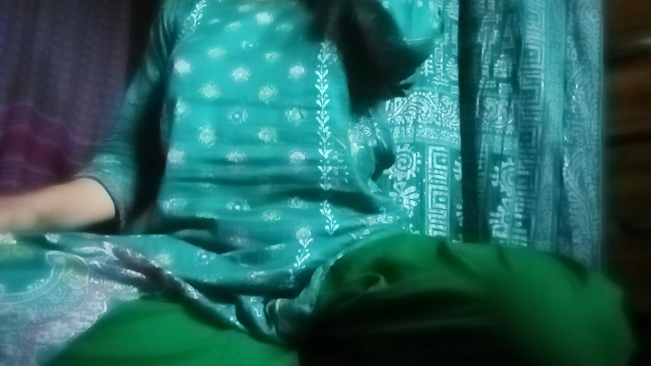 Bhabi Home Video Call Service Give Me Show Boobs And pussy Cute Hot Your Priya Full Show HD