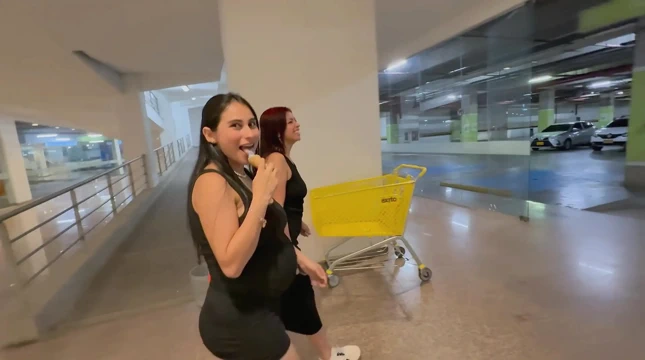 JENIFER PLAY PREGNANT AND HER FRIEND FUCK AFTER LEAVING THE MALL