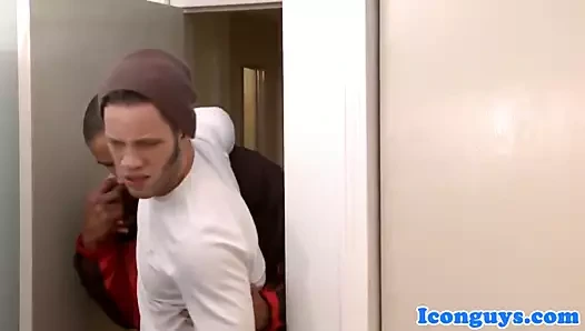 Abanoz bottom iri parça Assfucked sonra gerizekalı kapalı