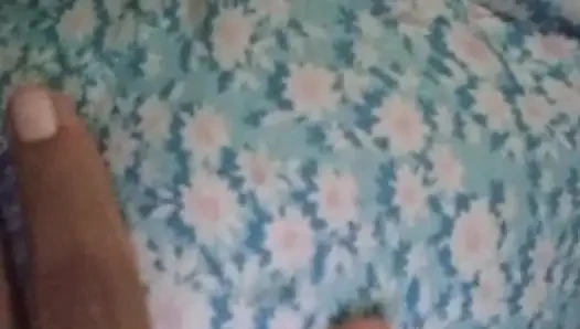 Asyalı Hintli desi kız arkadaş büyük göğüsler mms gibi sert sikiş ve büyük dildo ile sansasyonel ön sevişme videosu