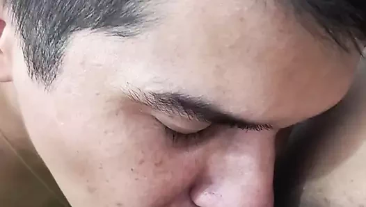 Gırtlağına kadar alıyor kız arkadaş ve evli kadın