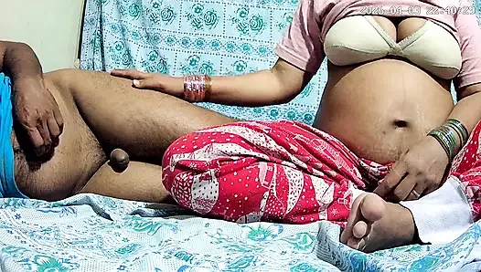 Hintli öğretmen ve öğrenci sınıfta seks yapıyor 29755