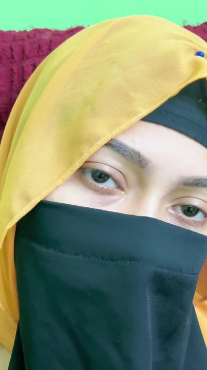 Madam amını tatmin etmek ve sert sikişmek için beni kullanıyor | Klip 1