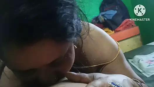 Çok seksi üvey anne sert seks yapıyor