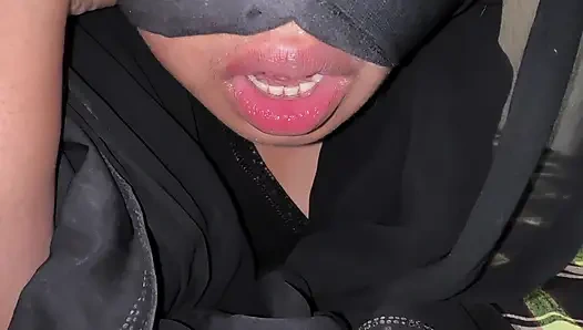 Erkek arkadaşım bir süre önce benimle seks yaptım ve şimdi bir yabancıyla seks yapmak zorundayım