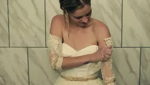 Samara dokuma - ''smilf'' s2e08 2