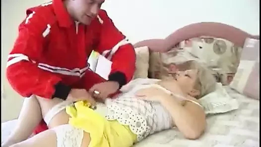 Witwe braucht einen Fick