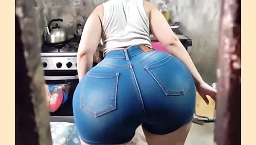 Büyük götlü komşu