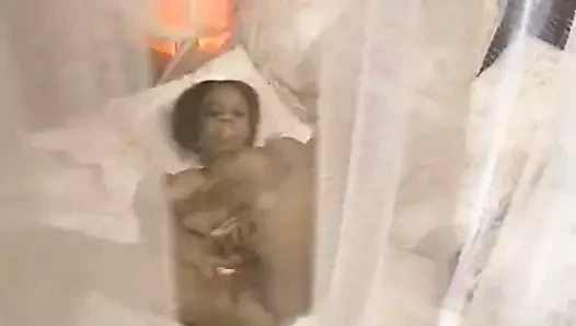 African ev hanımı sikikleri ona kendi kedi