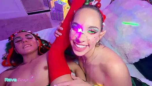 Khloe Kapri ve Sasha Tatcha Brian Omally'nin yarağını paylaşıyor!