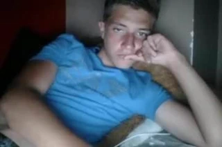 Twink pislik üzerinde kam