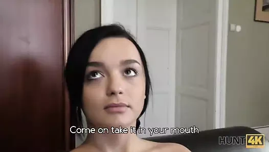 Zavallı adam kız arkadaşının harika seksini izlemek zorunda