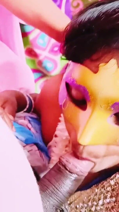 Komik seks Hintli üvey anne üvey üvey damadı Telugu edepsizce konuşuyor. | Klip 1
