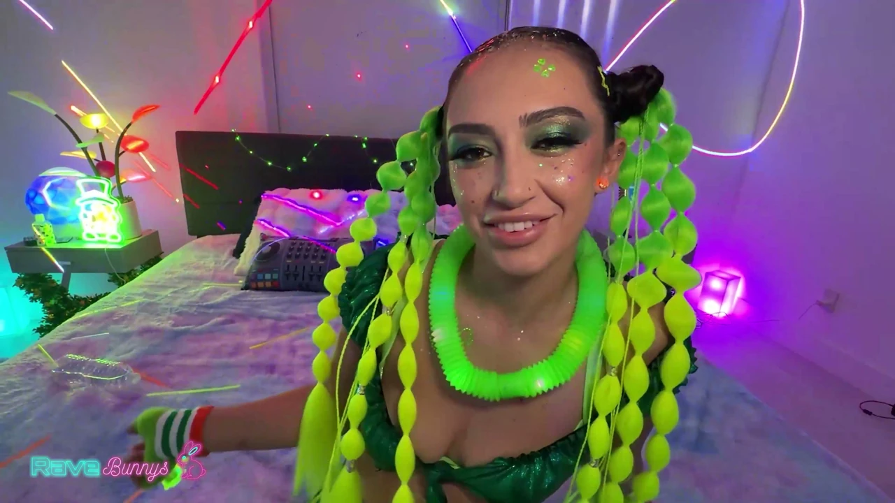 Brian Omally Rails Lily Jordan Doggy Until Double Creampie Overflow!