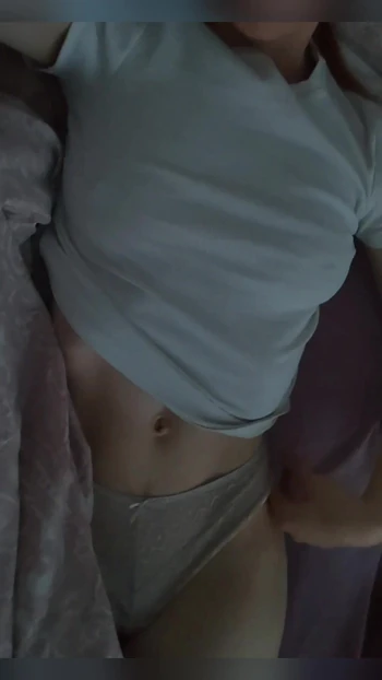 Доброе утро 🔥 
Поглаживание сисек, тела и киски для приятного воскресенья 😏