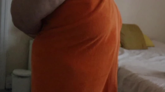 Handy Gilf Loves Black cock in her mouth dripping with BBC Cum and Creampie.