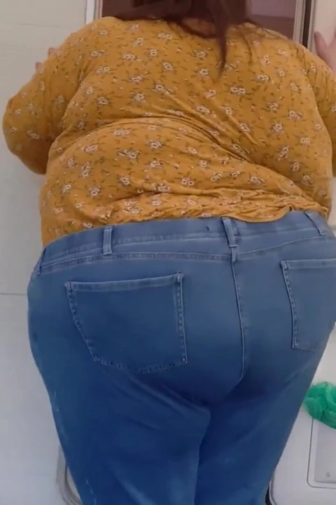 Ssbbw ve küçük kapı