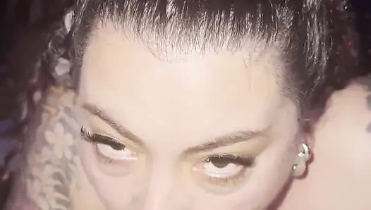 Flört uygulaması oral seks