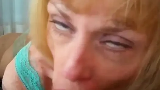 Üvey anne Melanie'nin sert bir şekilde buna ihtiyacı var