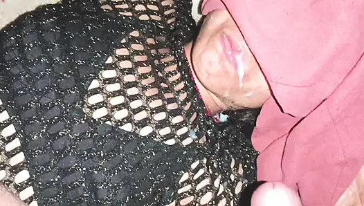 Hintli desi evli kadın döl çıkarma derlemesi sert sikiş