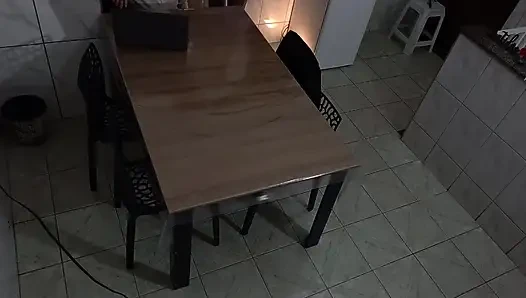 Sekreterin götü toplantı odasında sikiliyor.