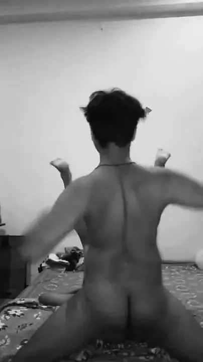 Desi kızı sikmek, sik üstünde zıplamak ve boşalmak