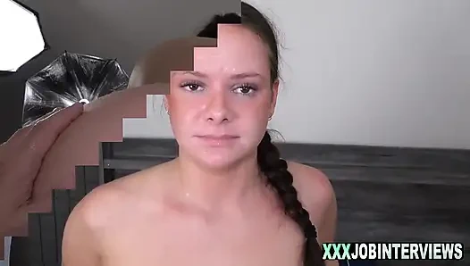 Tıknaz normie amatör anal döl yutuyor