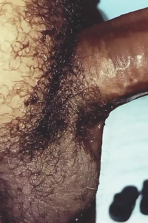 Minyon orta yaşlı seksi kadın gelmiş geçmiş en iyi oral seks sözü verdi ve teslim etti.