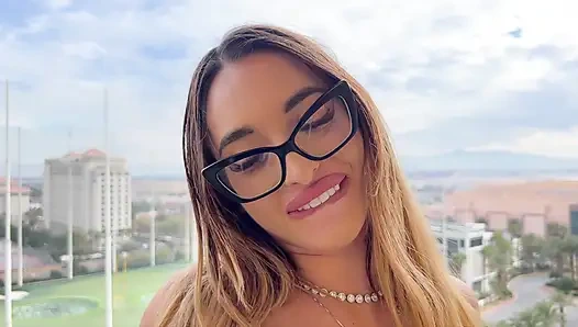 İtalyan porno yıldızı Sara Diamante canavar büyük zenci yarağı ile ırklararası sikiş partisi