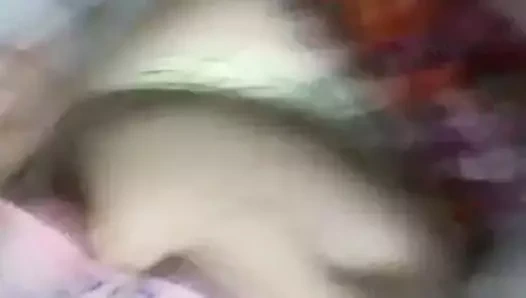 esta nena me mando este video