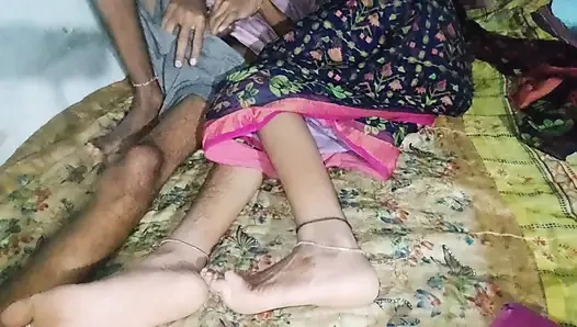 Buraya giren hırsız uyurken dolabın tamamını aradı ama altın bile olmayan tek bir rupiye bile ulaşamadı