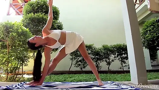 Şehvetli yoga akışı: denge ve arzu sanatını kucakla