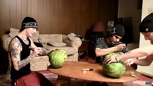 Hiç karpuz siktiniz mi?