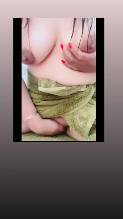 omg how much fun  single   bathroom sex alone girl fulfill her desires