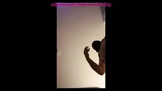 Ballbusting tatil için tam video zevk