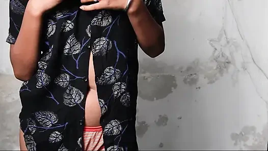 Hintli üniversiteli kız seks yapıyor