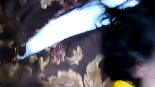 Alexia seviyor için emmek çük