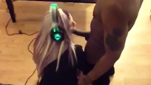 Kızlar video oyunlarını nasıl oynar?