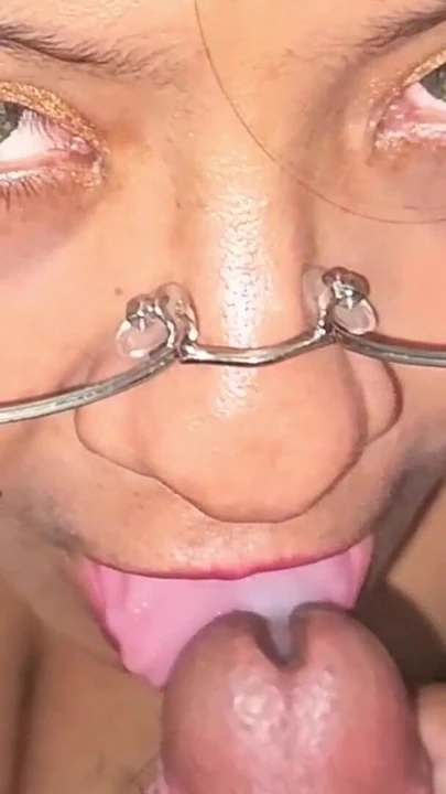 Gerçek bir döl meleği her zaman gülümsüyor 2 | Klip 1