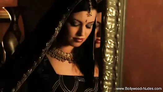 Esmer güzelliğine aşık