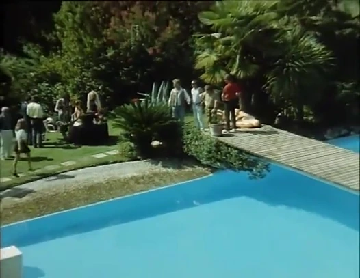 Bahçede ünlü nostaljik porno yıldızı grup seks partisi