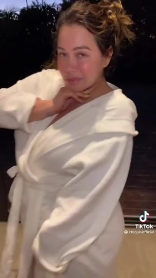 Chiquis Rivera Moviendo su Culote
