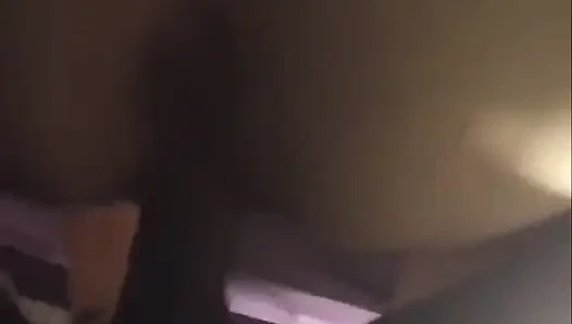 Sıska beyaz dreadhead orta yaşlı seksi kadın lotuss queeen büyük zenci yarağını geri alıyor - eski video 2018