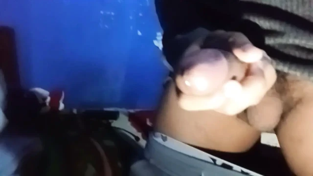 Elimle dövdüm