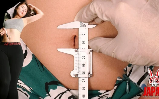 Rei aino keşfediyor, kokuyor, temiziyor - daha önce hiç olmadığı kadar göbek deliği bölüm 1