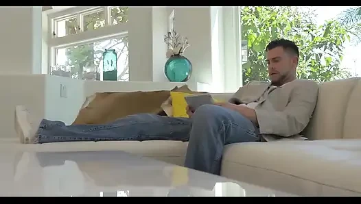 Ateşli lezbiyenler kız amcığını yalıyor parmaklıyor