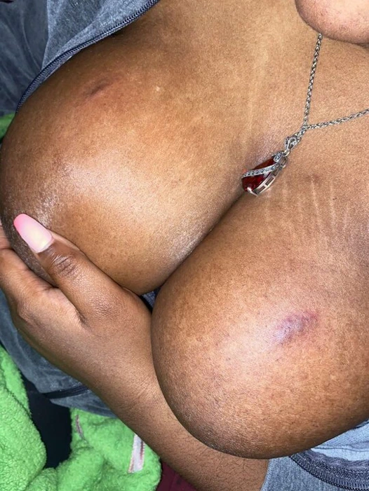 göğüslerimle oynamak