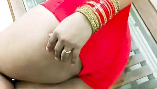 Güzel Hintli kız zenci adam tarafından sikiliyor