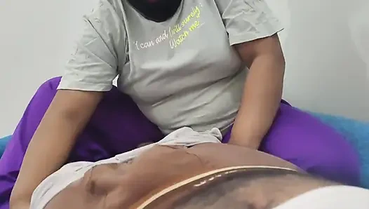 Baldız Yarak Emiyor Ve Kayınbiraderi Tarafından Sikiliyor Ve Amına Boşalıyor